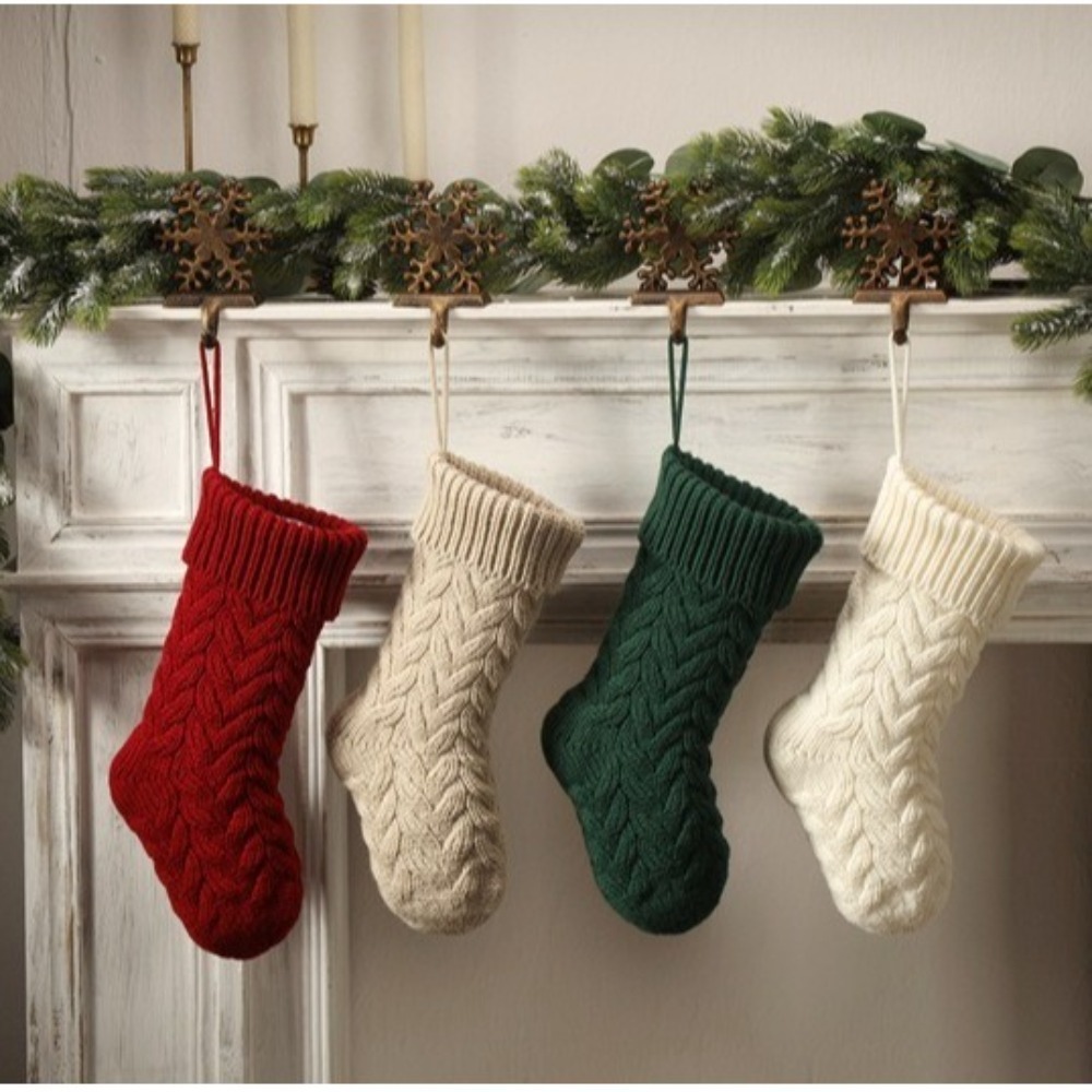 Dzianinowe skarpety świąteczne – Christmas Stocking Hanging recenzja i cena